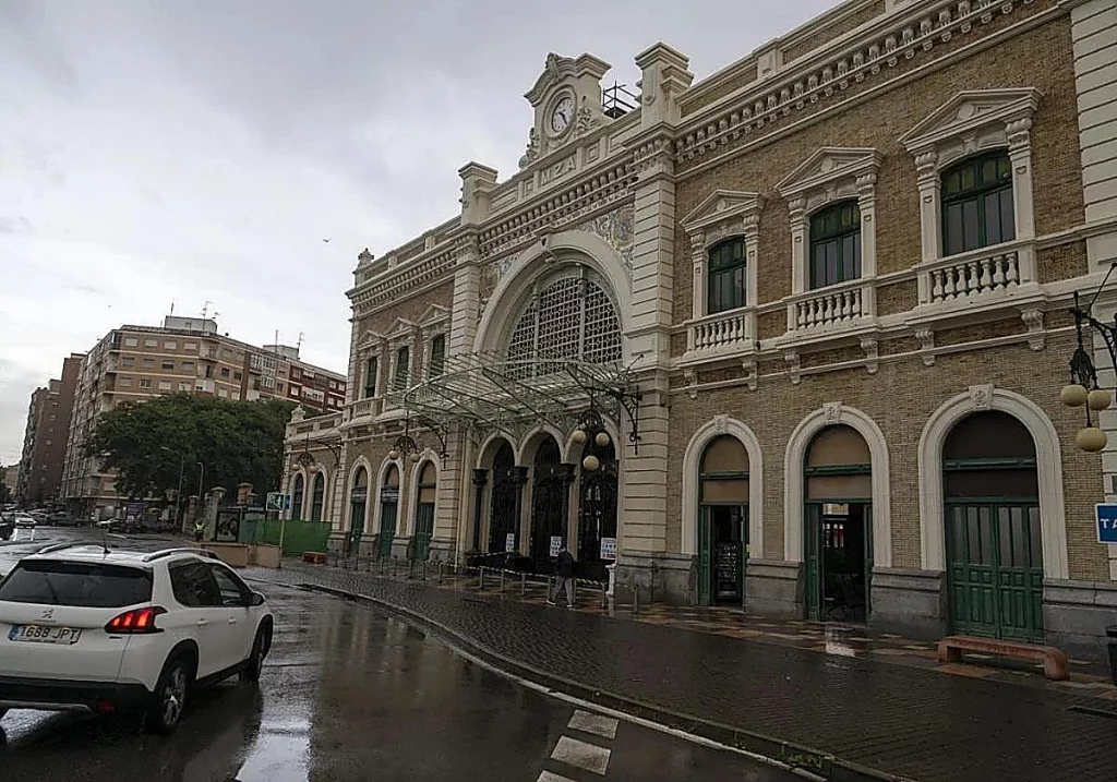 estacionn tren cartagena larga distancia taxipinatar.es